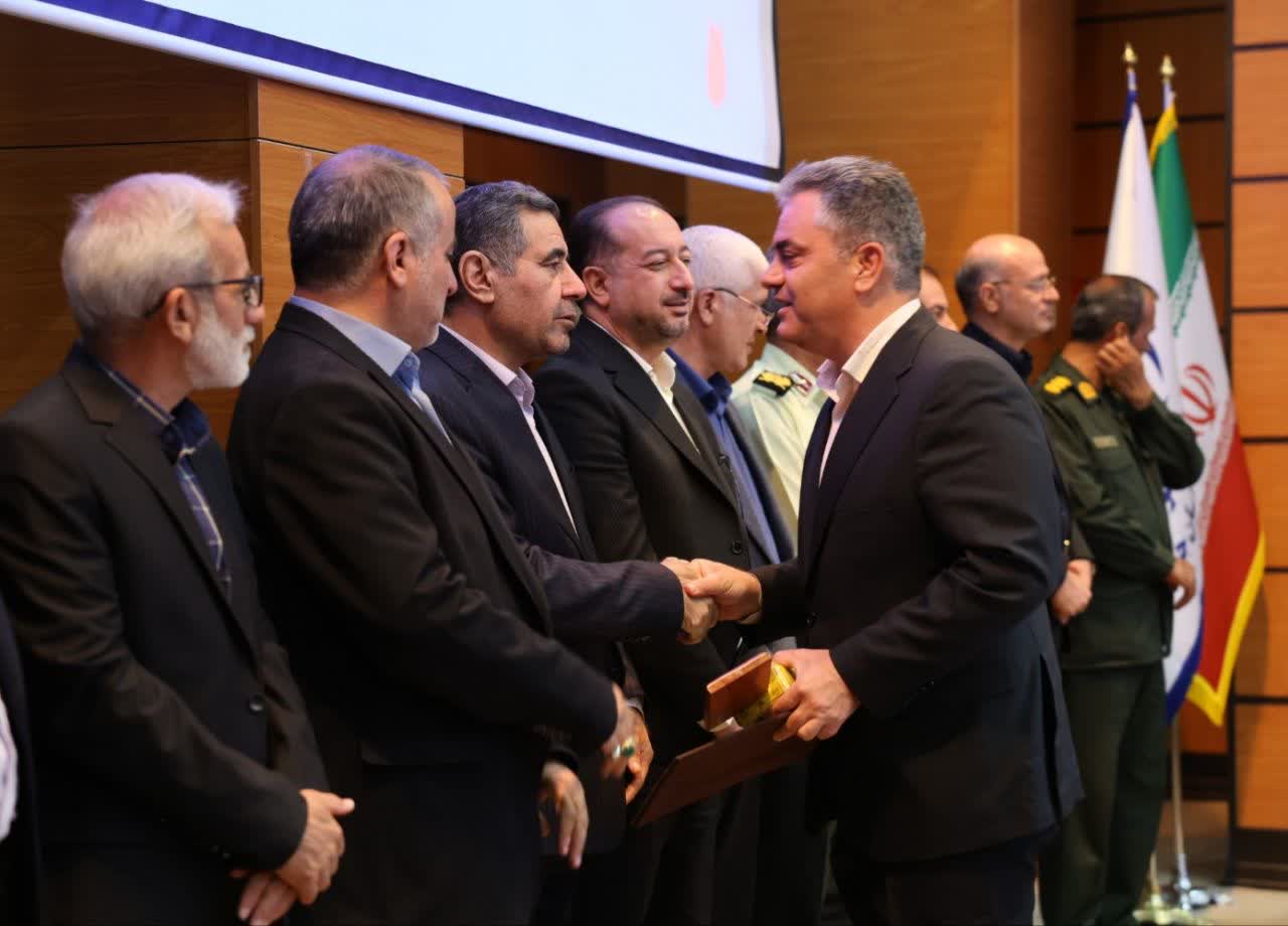 کسب رتبه برتر شرکت توزیع نیروی برق خراسان جنوبی در جشنواره شهید رجایی