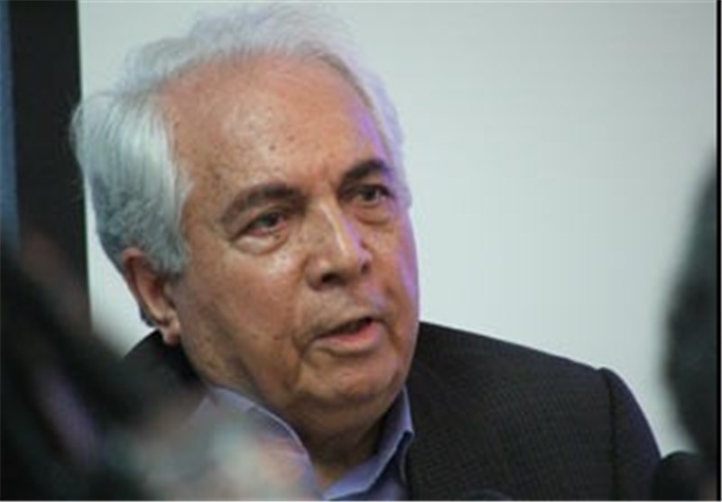 معتمدنژاد برای علم ارتباطات ایران هم پدر بود هم مادر