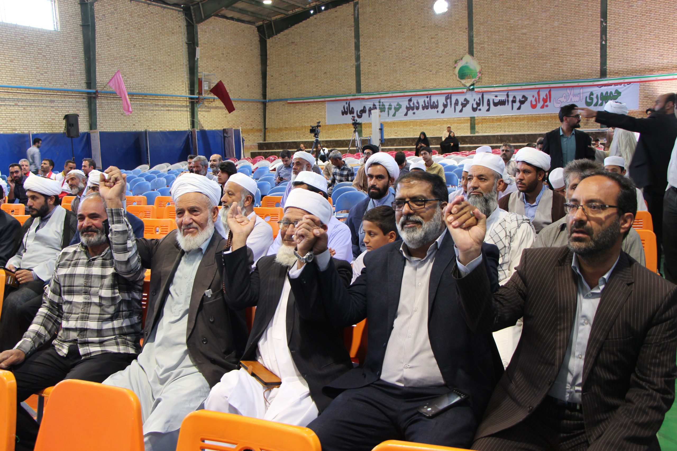 خراسان جنوبی؛ الگوی وحدت شیعه و سنی است