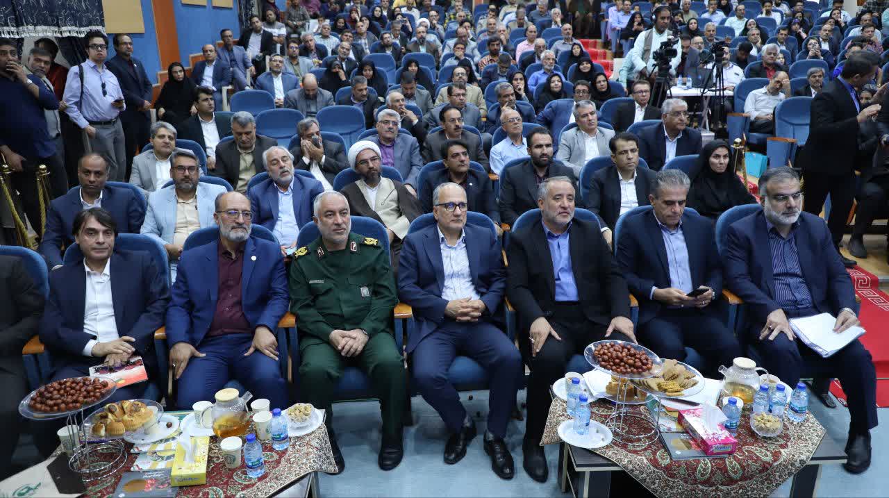 نخستین جشنواره استانی عناب در بیرجند برگزار شد