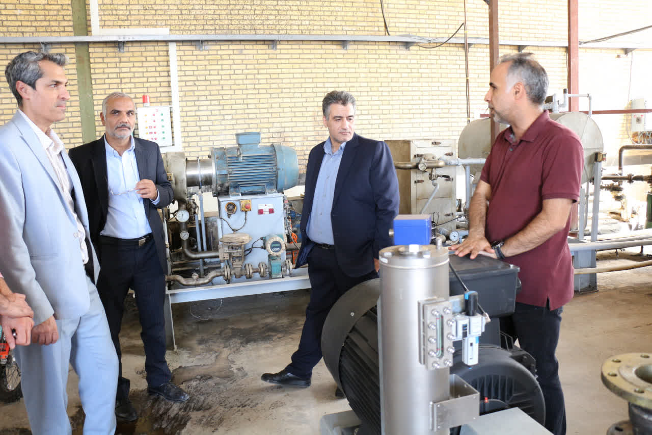 بازدید مدیرکل استاندارد خراسان جنوبی از واحد تولیدی بهبود صنعت