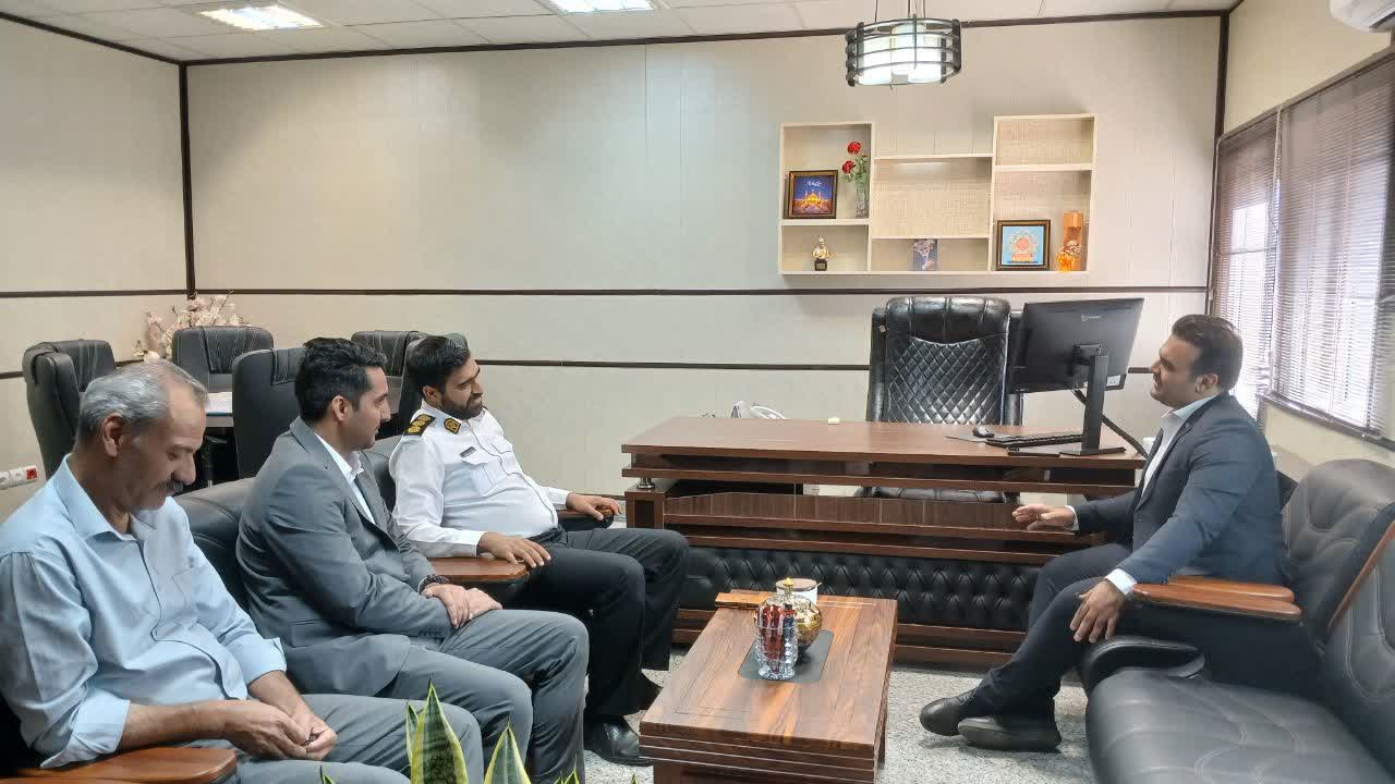 دیدار مدیر بیمه دی خراسان جنوبی با سرپرست پلیس راهور استان دیدار مدیر بیمه دی خراسان جنوبی با سرپرست پلیس راهور استان