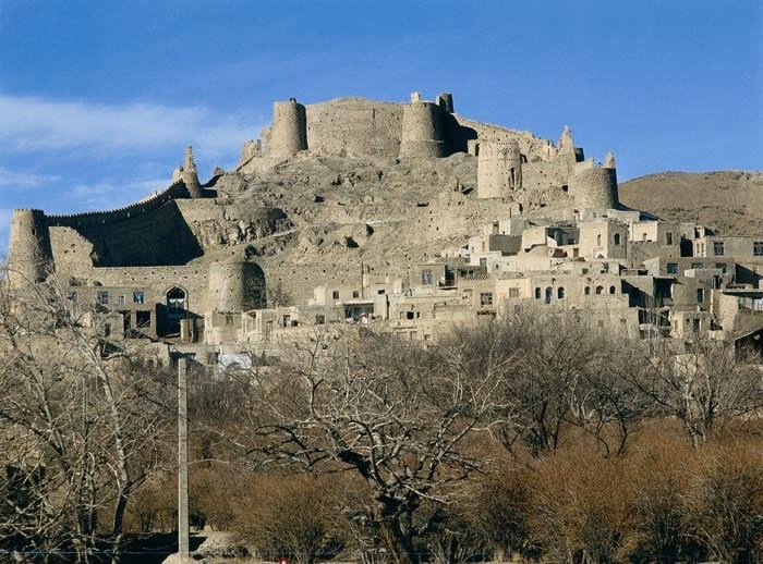 قهستان؛ دیار قلعه‌ها، کتیبه‌ها و آیین‌ها