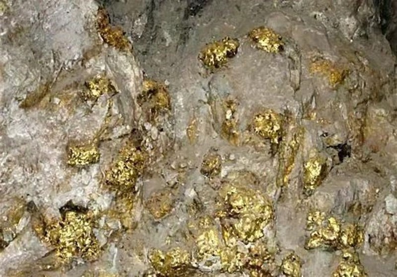 ذخیره ۷۶ میلیون تنی کانسنگ طلا در معادن خراسان جنوبی