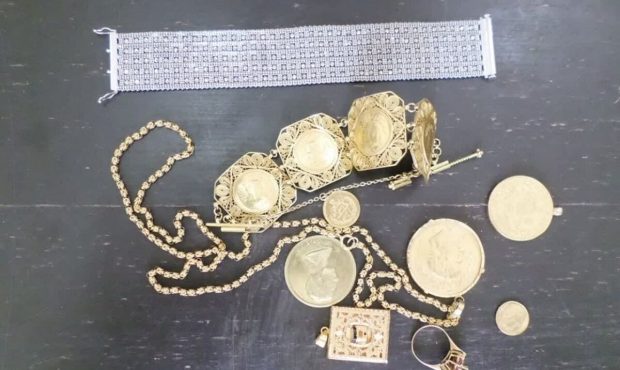 سارق طلاجات منزل در بيرجند دستگشد