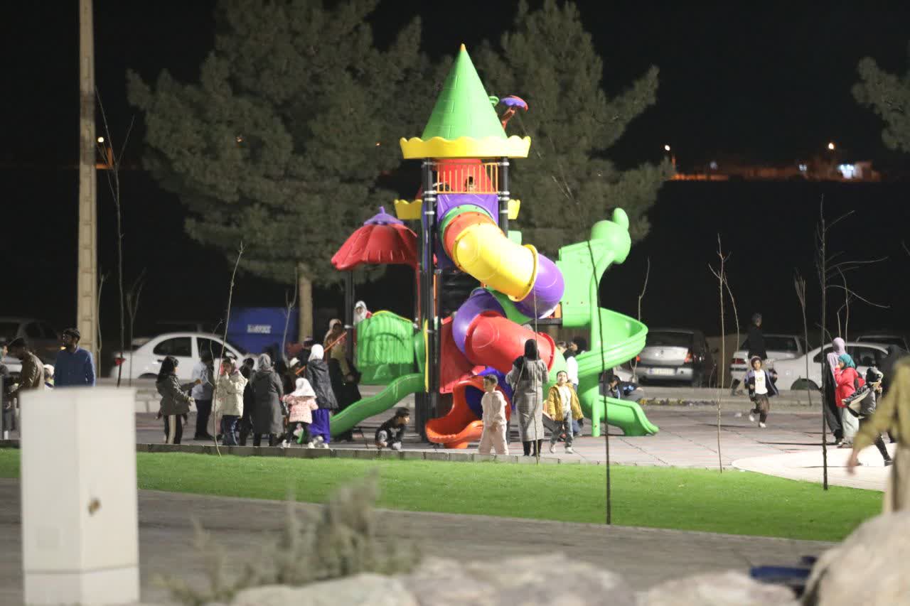 بوستان نهجالبلاغه در سراب بیرجند افتتاح شد بوستان نهجالبلاغه در سراب بیرجند افتتاح شد