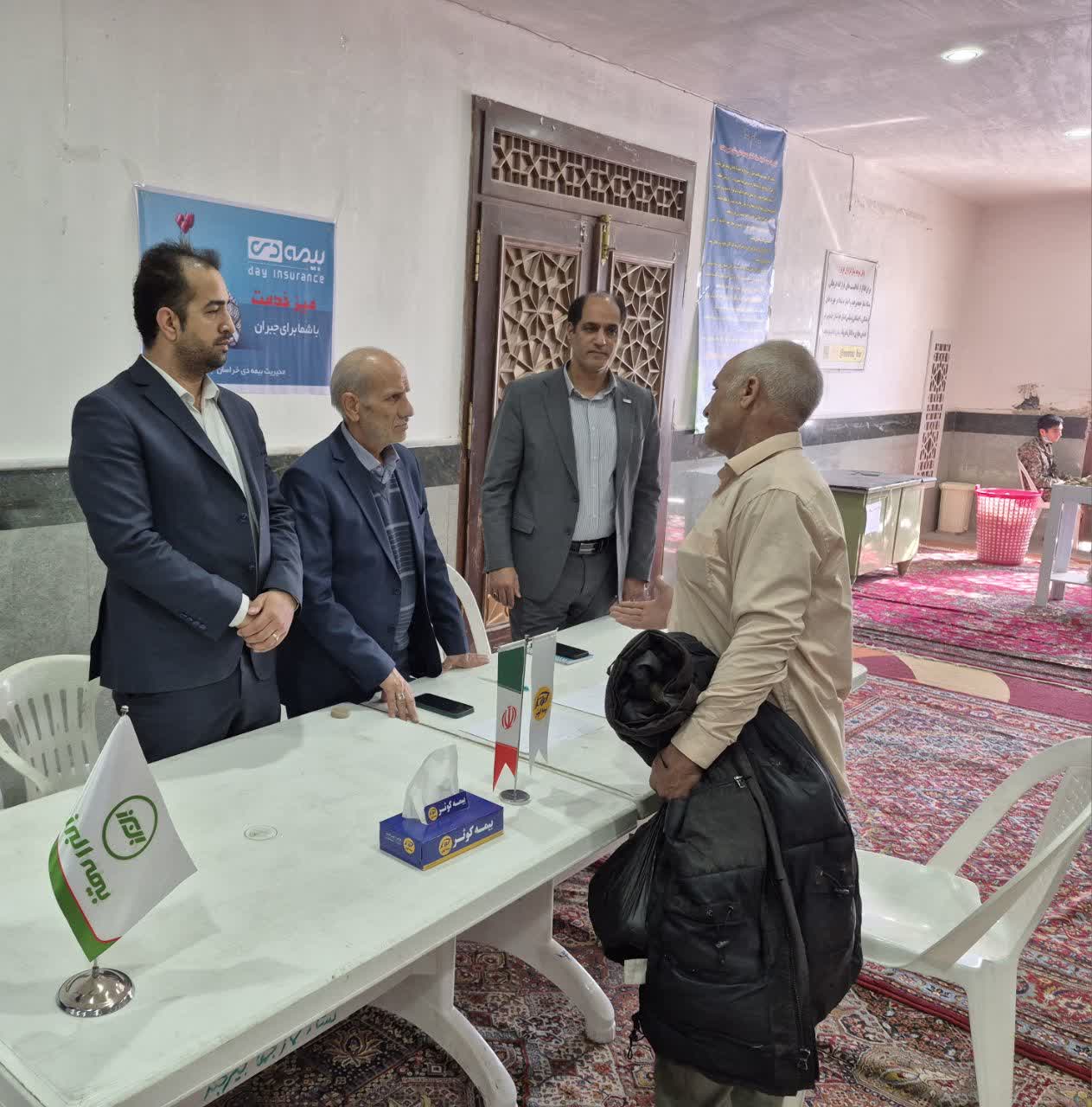 حضور بیمه کوثر و سندیکای بیمه‌ خراسان جنوبی در نماز جمعه بیرجند