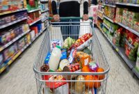 مردم از خریدهای هیجانی پرهیز کنند