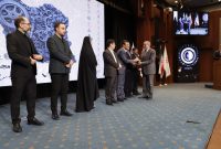  دریافت تندیس «سفیر اقتصاد» در مجمع ملی دیپلماسی برند 