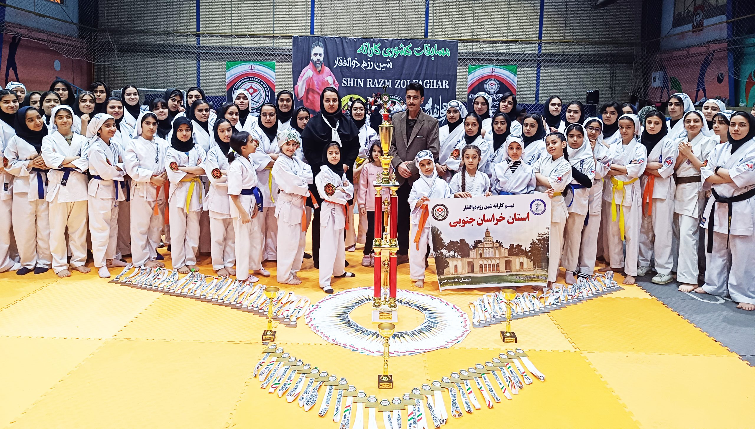دختران کاراته خراسان جنوبی نایب قهرمان ایران شدند/ صید ۹۰ مدال رنگارنگ دختران کاراته خراسان جنوبی نایب قهرمان ایران شدند/ صید ۹۰ مدال رنگارنگ