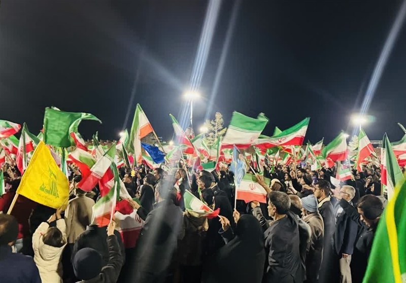 خروش خراسان جنوبیها در سی وچهارمین شب حمایت از ایران خروش خراسان جنوبیها در سی وچهارمین شب حمایت از ایران