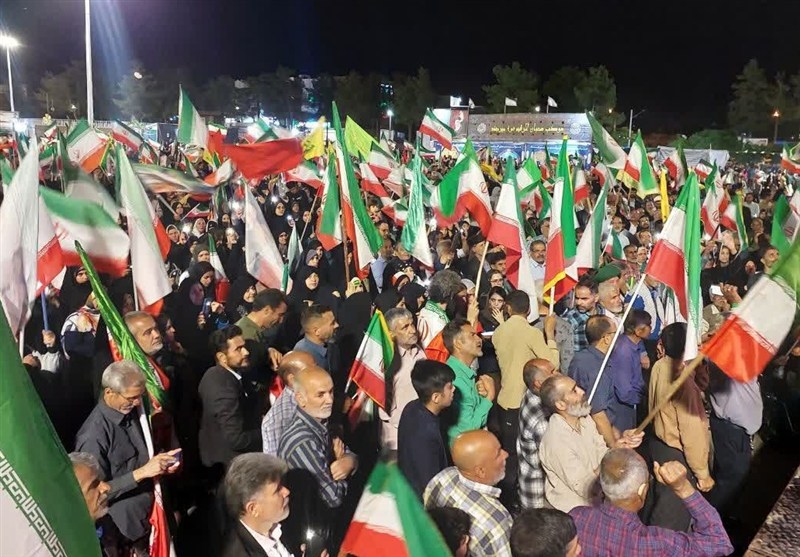حماسه وفاداری در کویر؛ شصتوهفتمین شب بیعت خراسان جنوبی با رهبری حماسه وفاداری در کویر؛ شصتوهفتمین شب بیعت خراسان جنوبی با رهبری