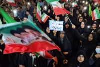 طنین «حیدر حیدر» در شب پیوند آسمانی/خراسان جنوبی ایستاده در میدان+عکس