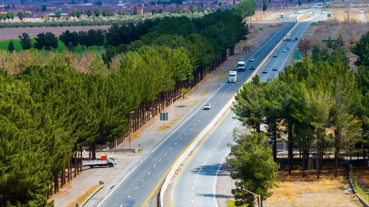 بیش از یک میلیون و ۳۰۰ هزار تردد بیناستانی در محورهای خراسان جنوبی ثبت شد بیش از یک میلیون و ۳۰۰ هزار تردد بیناستانی در محورهای خراسان جنوبی ثبت شد