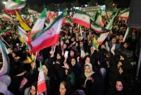 طنین اقتدار در شرق ایران؛ شصت و نهمین شب ایستادگی در سنگر خیابان